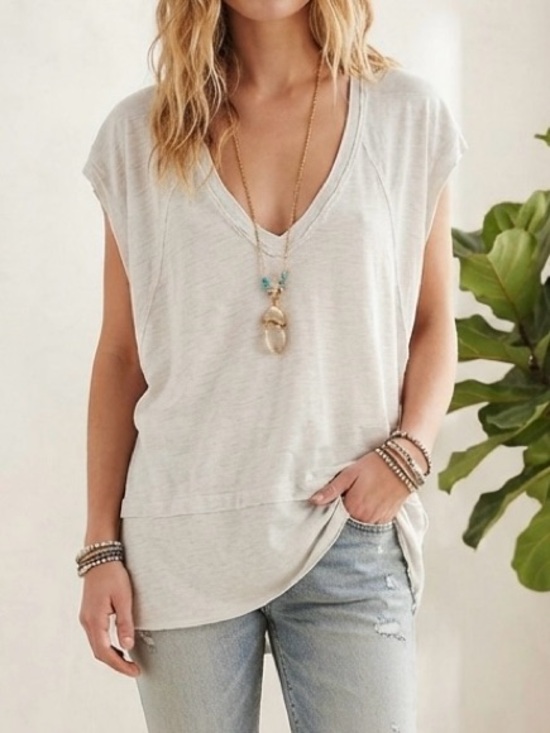 We The Free Tops - We The Free Relaxed V-Neck Tunic in Light Heathered Gray Draped, oversized